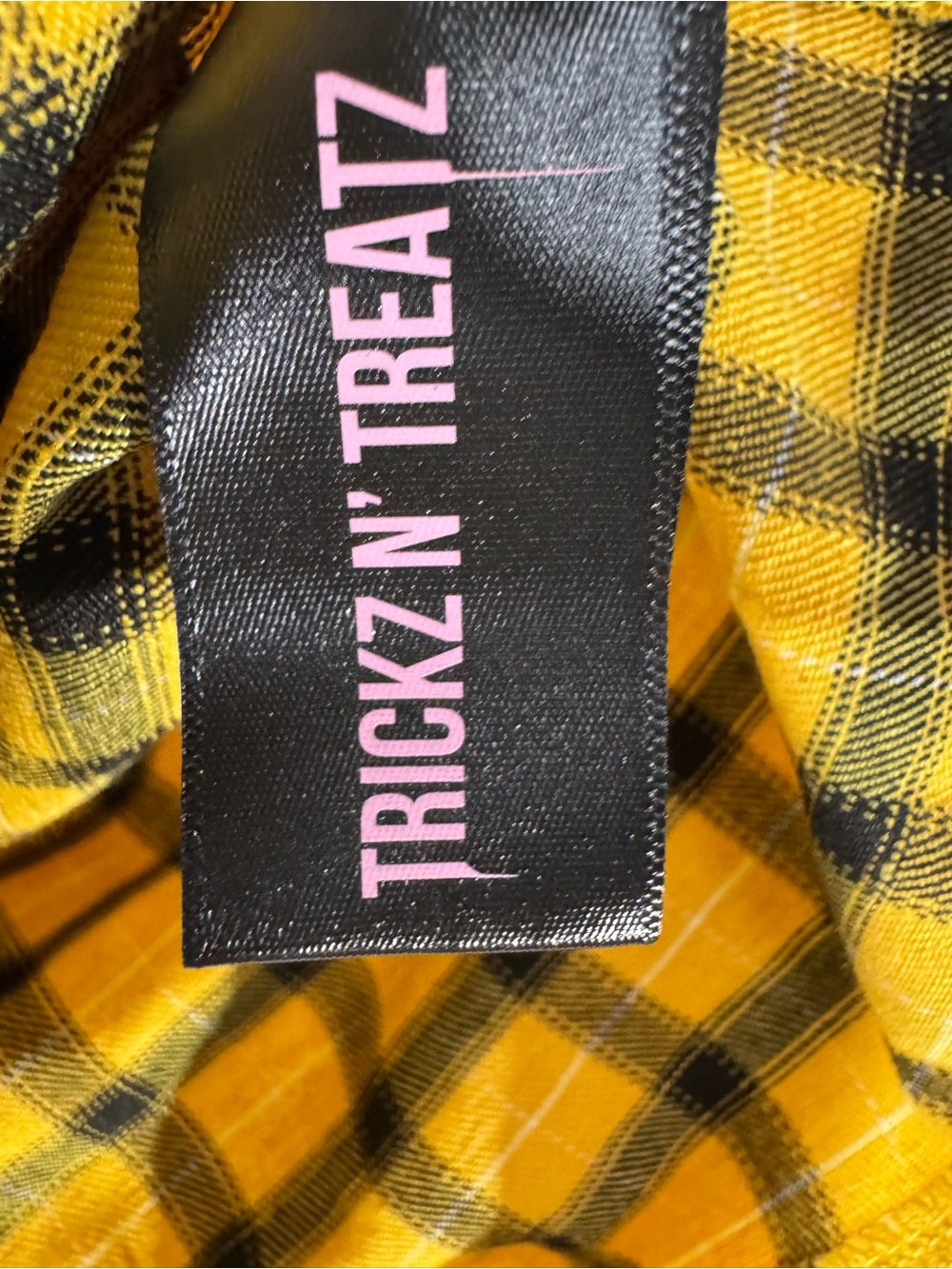 Dollskill Trickz N' Treatz Like Whatever Yellow Plaid Button Shirt Large NEW - Picture 9 of 10